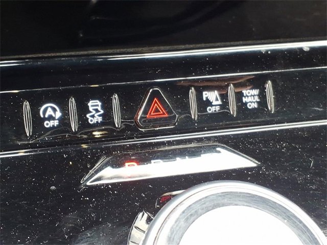 Used 2024 Jeep Wagoneer 2WD w/ Premium Group I image 10