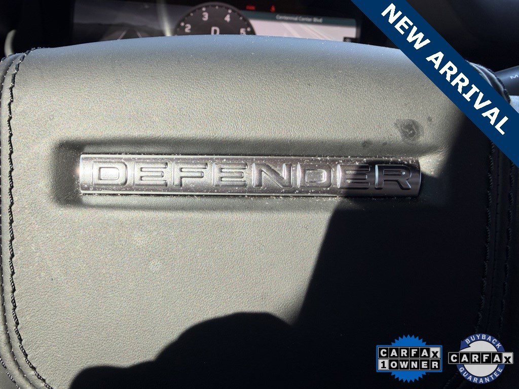 Used 2024 Land Rover Defender 110 X-Dynamic SE image 10