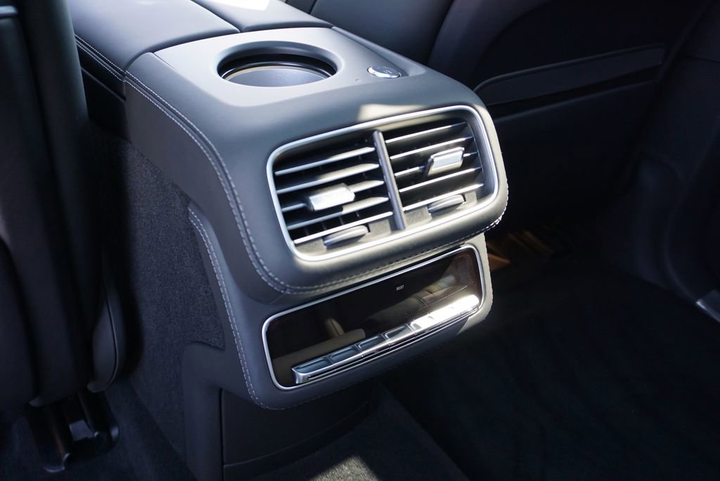 Certified 2025 Mercedes-Benz Maybach GLS 600 4MATIC image 44