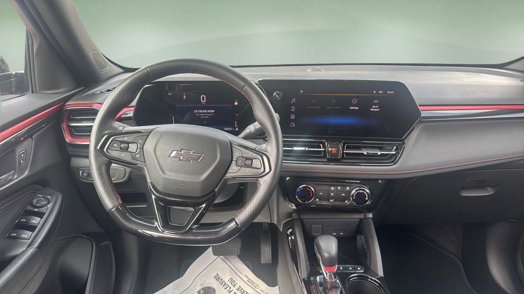 Used 2024 Chevrolet TrailBlazer RS w/ Driver Confidence Package FWD image 8