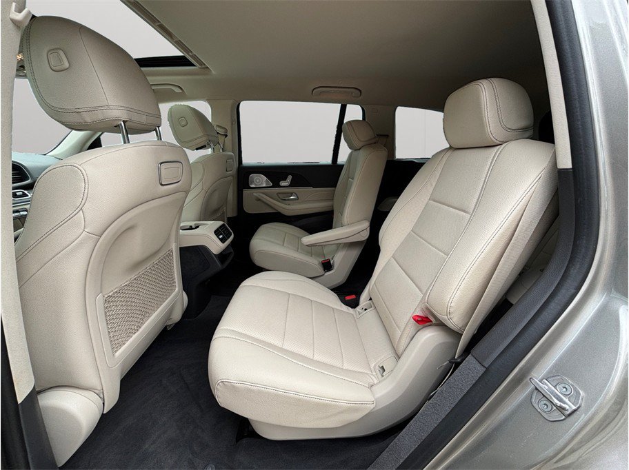 Used 2020 Mercedes-Benz GLS 450 4MATIC image 41