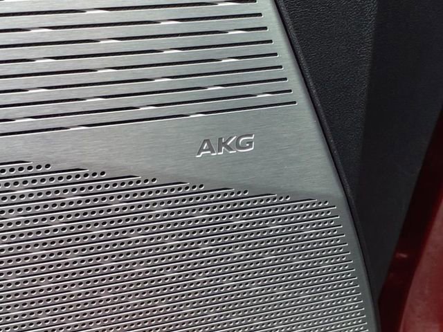 New 2025 Cadillac Optiq Sport 1 image 28