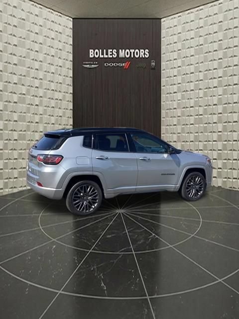Certified 2022 Jeep Compass High Altitude AWD/4WD image 3