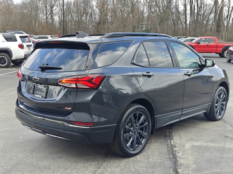 Used 2022 Chevrolet Equinox RS w/ RS Leather Package image 8