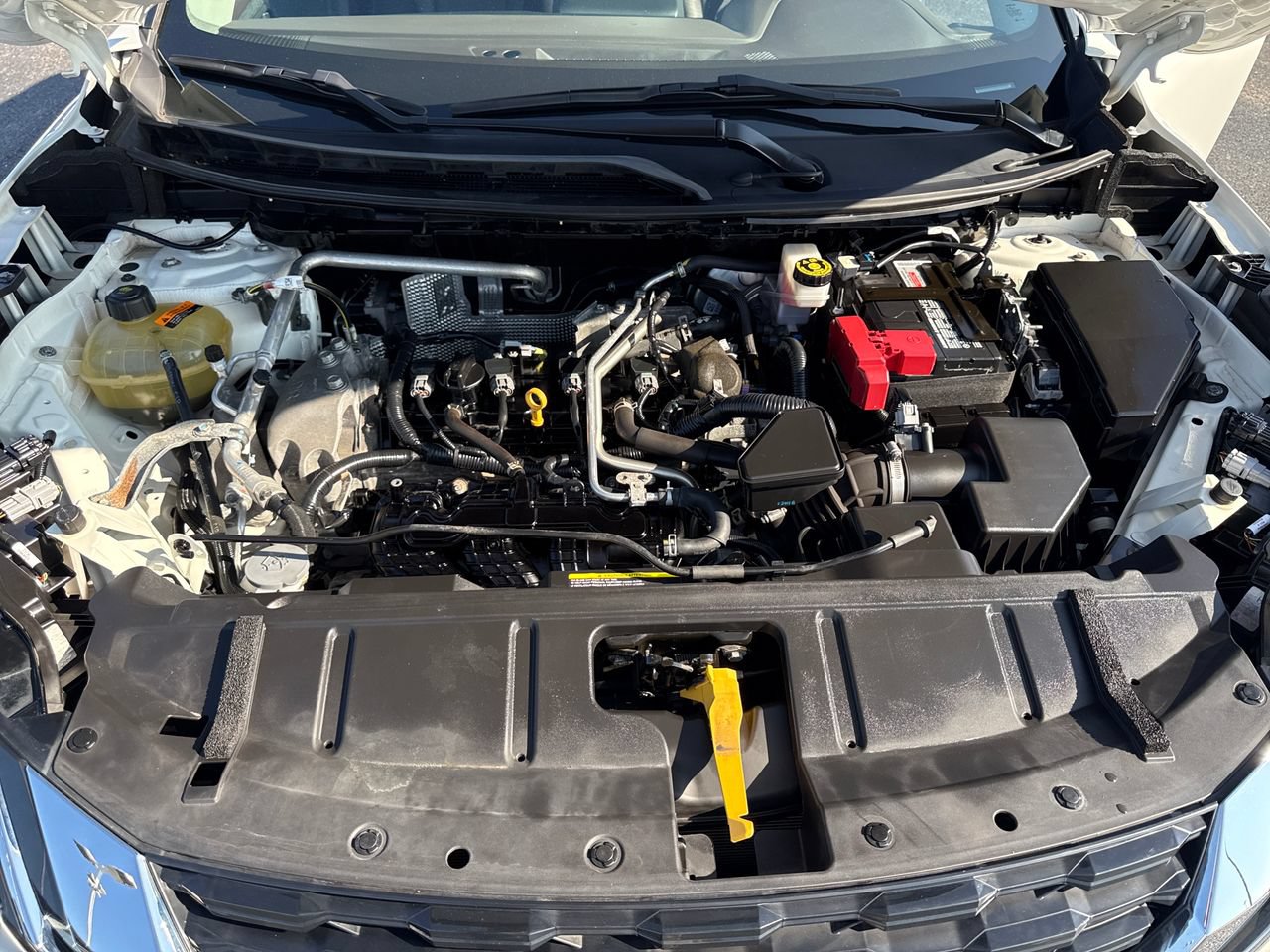Used 2022 Nissan Rogue S FWD image 11
