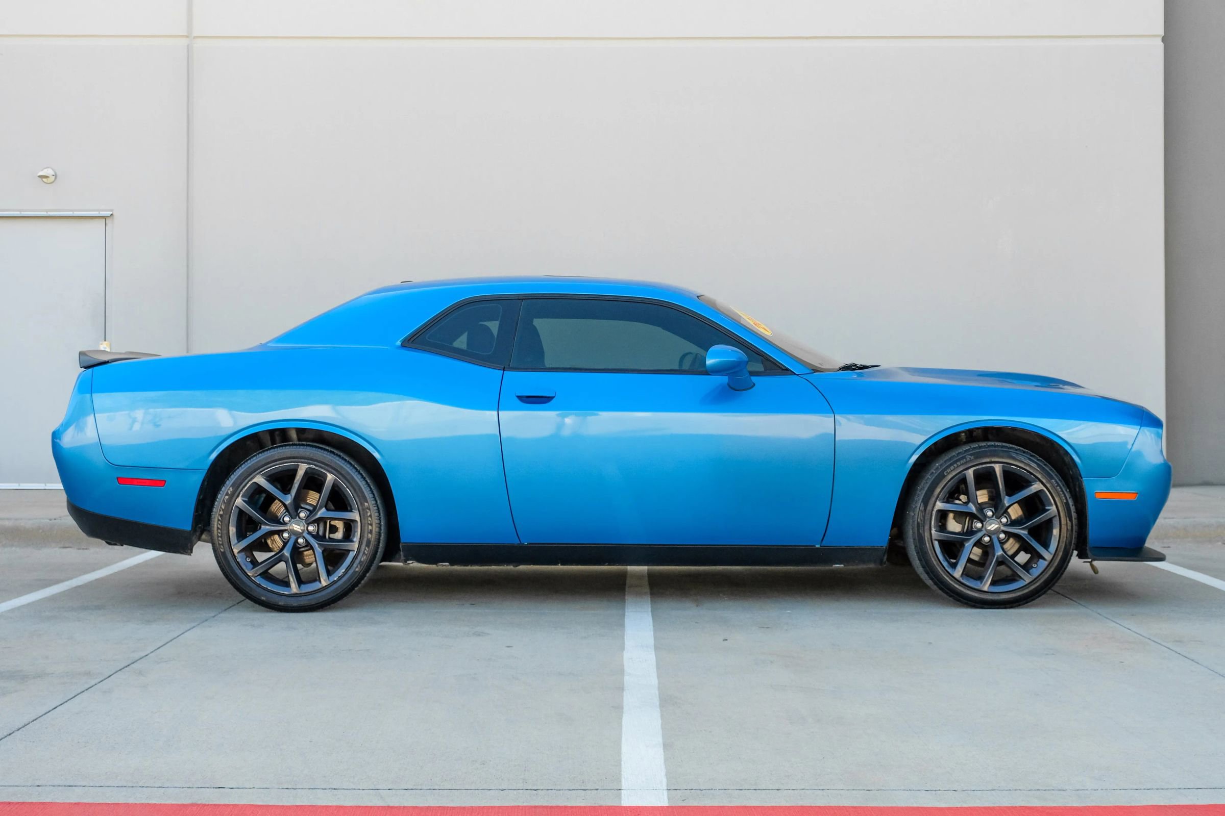 Used 2023 Dodge Challenger SXT w/ Blacktop Package image 3