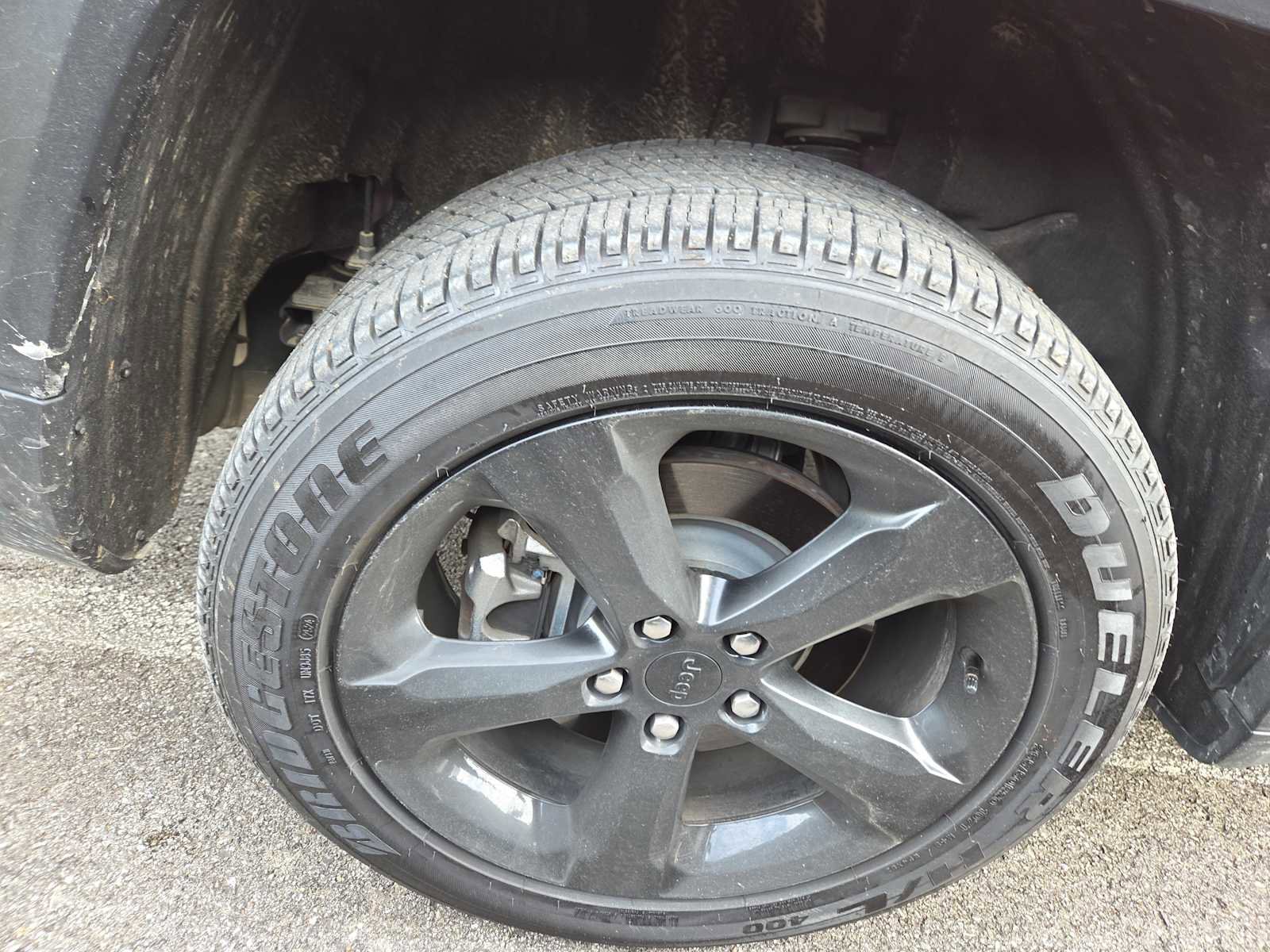 Used 2024 Jeep Grand Cherokee L Altitude image 4