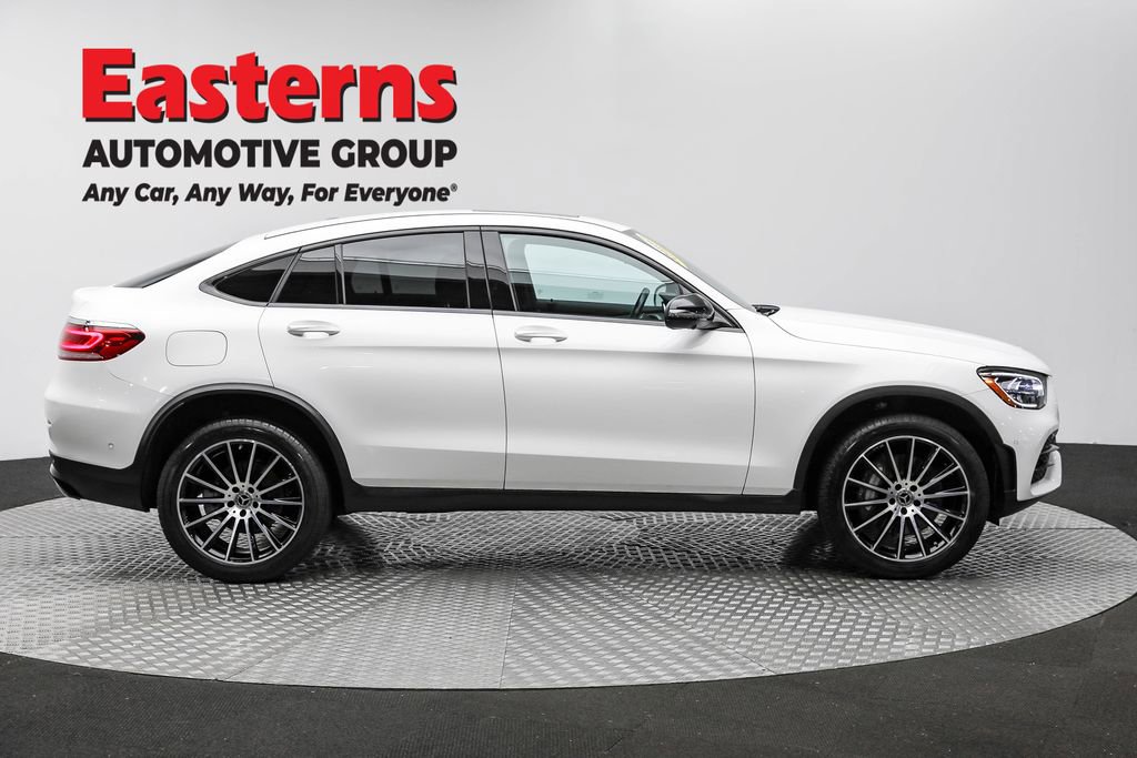 Used 2023 Mercedes-Benz GLC 300 4MATIC Coupe image 4