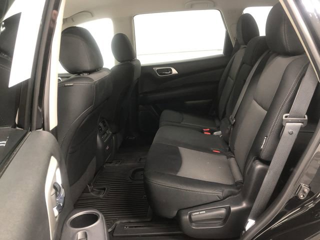 Used 2020 Nissan Pathfinder SV image 25
