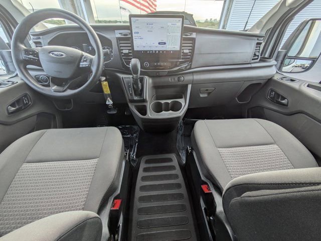 Used 2024 Ford Transit 350 XLT image 14