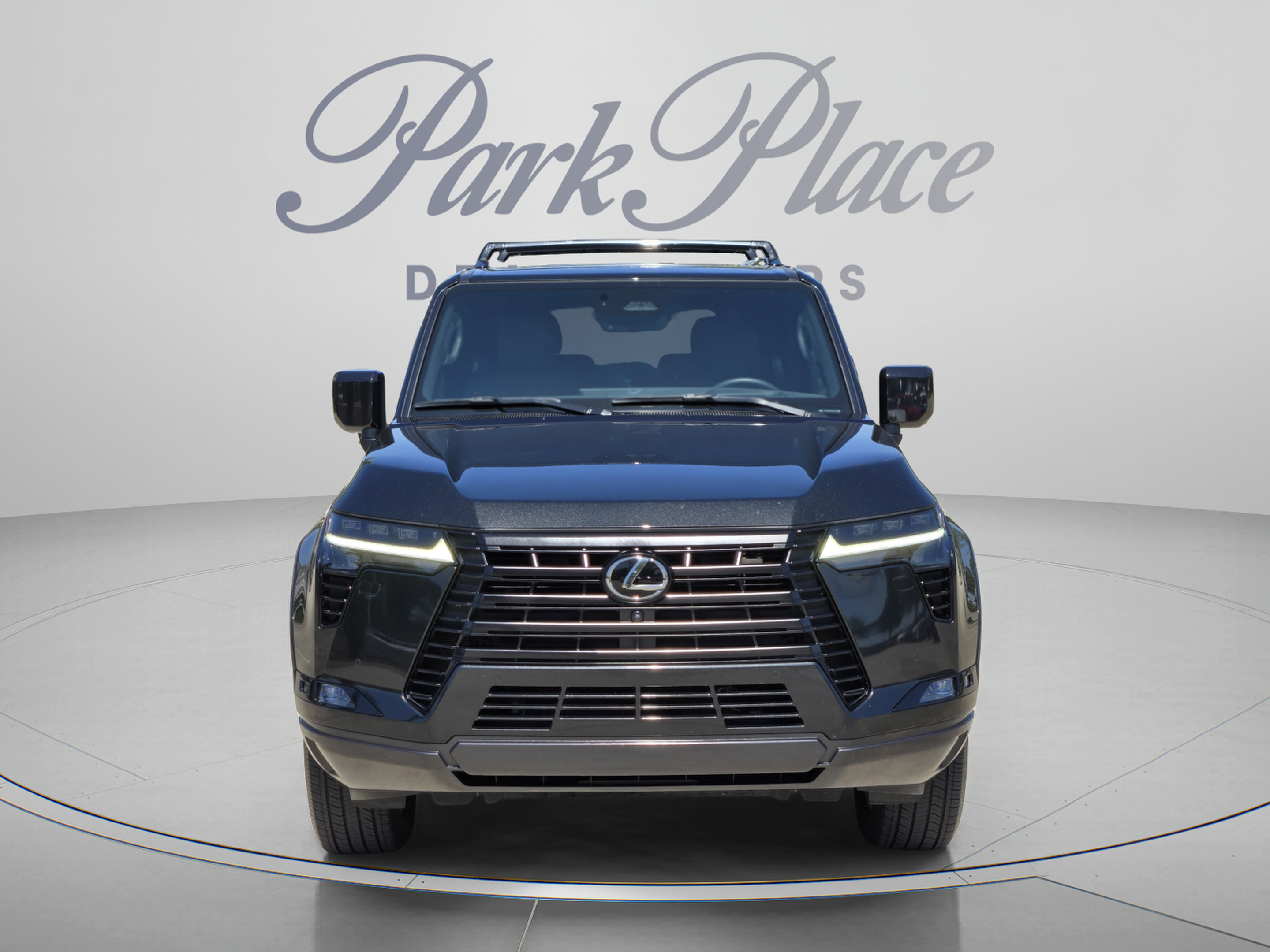 Used 2024 Lexus GX 550 w/ Accessory Package (Z1) AWD/4WD image 8