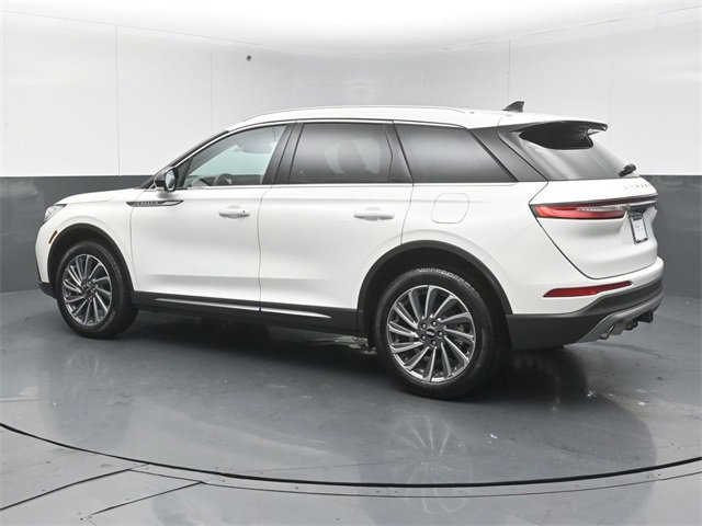 Certified 2023 Lincoln Corsair Reserve w/ Towing Package image 5