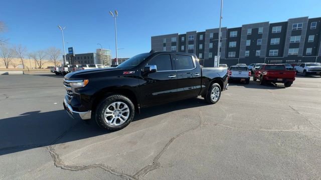 Used 2024 Chevrolet Silverado 1500 LTZ w/ LTZ Convenience Package II image 4
