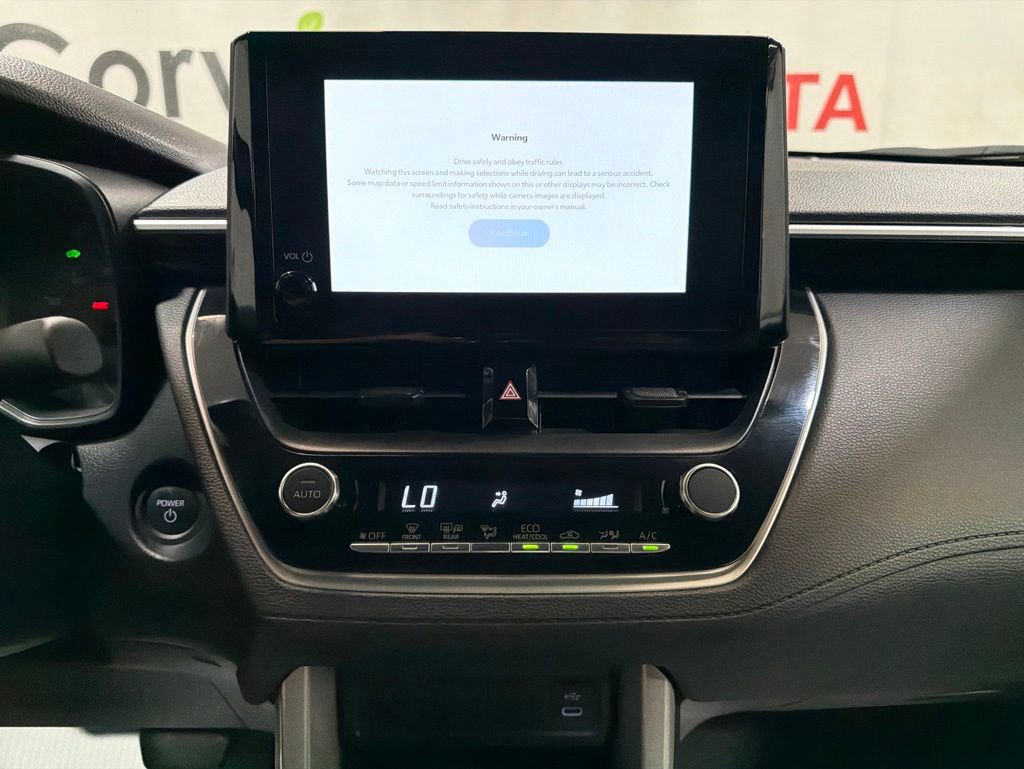 Used 2025 Toyota Corolla Cross AWD Hybrid image 28