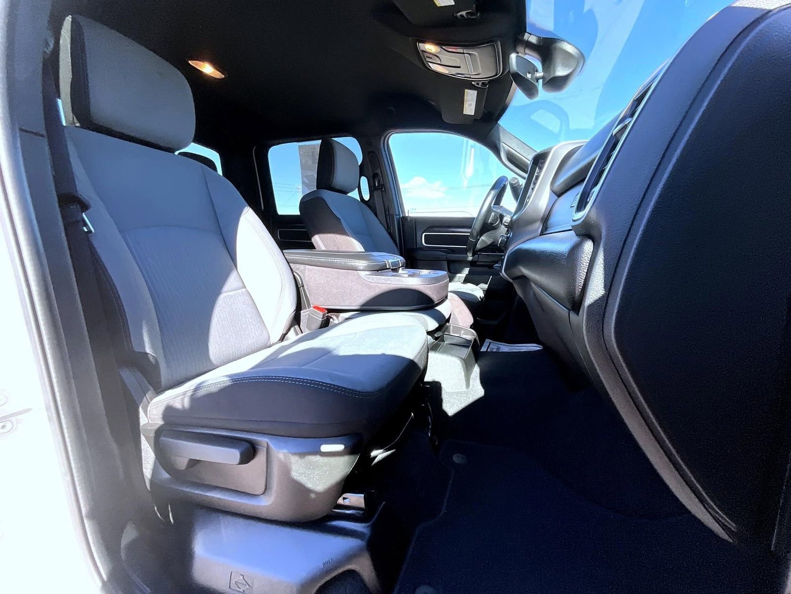 Certified 2024 RAM 3500 Big Horn image 16