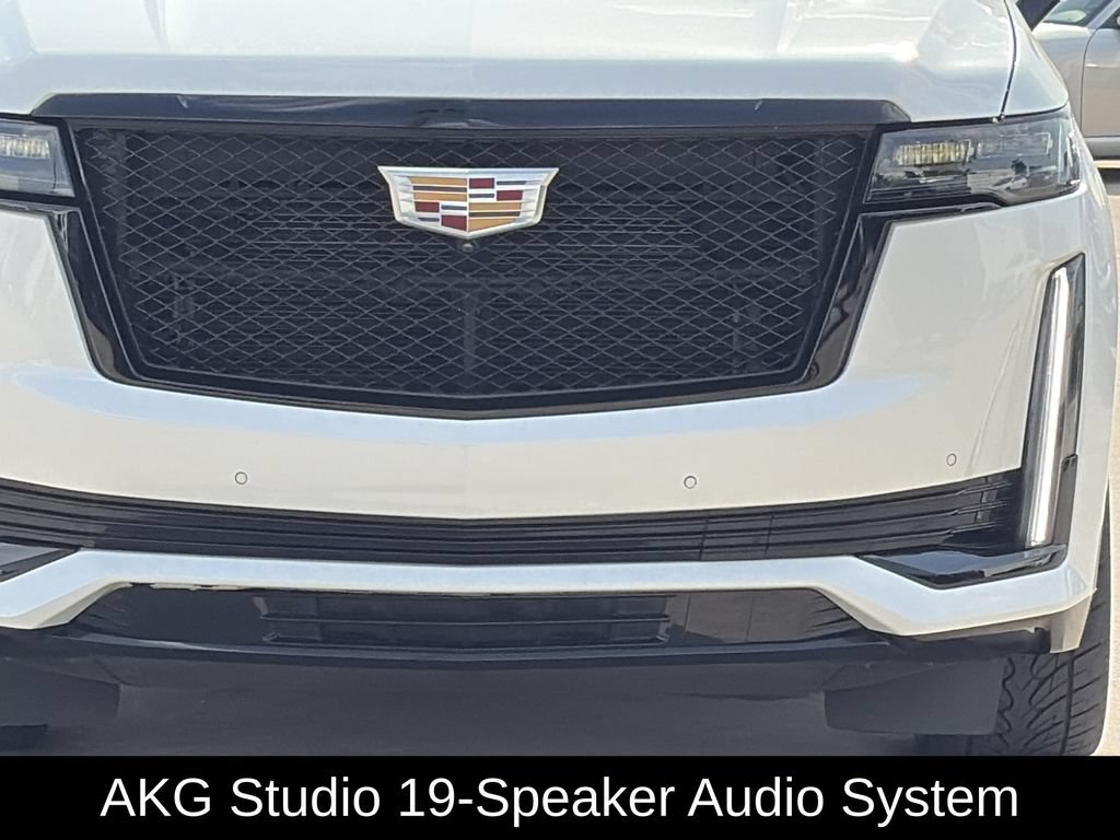 Used 2023 Cadillac Escalade Sport w/ Touring Package AWD/4WD image 4