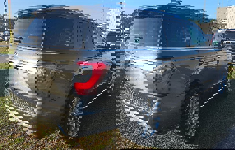 Used 2019 Ford Expedition Platinum image 9