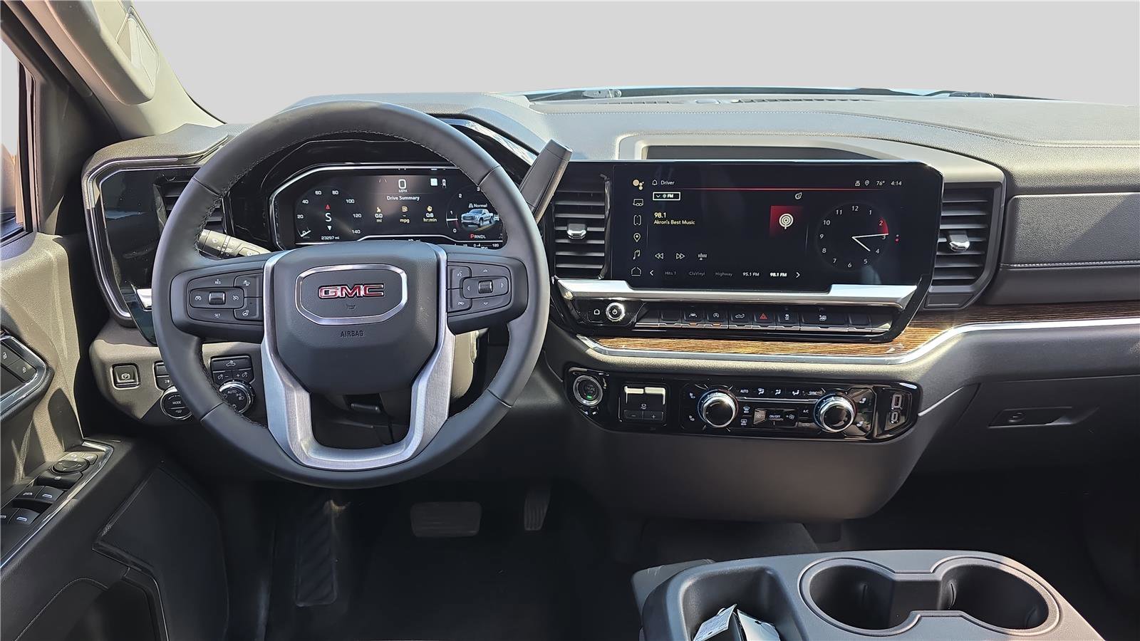 Used 2023 GMC Sierra 1500 SLE AWD/4WD image 9