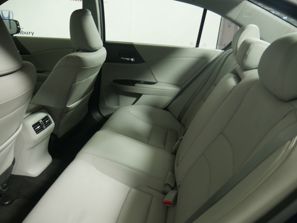 Used 2015 Honda Accord EX-L image 12