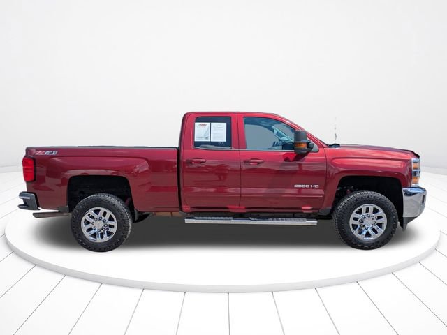 Used 2016 Chevrolet Silverado 2500 LT w/ LT Convenience Package AWD/4WD image 3