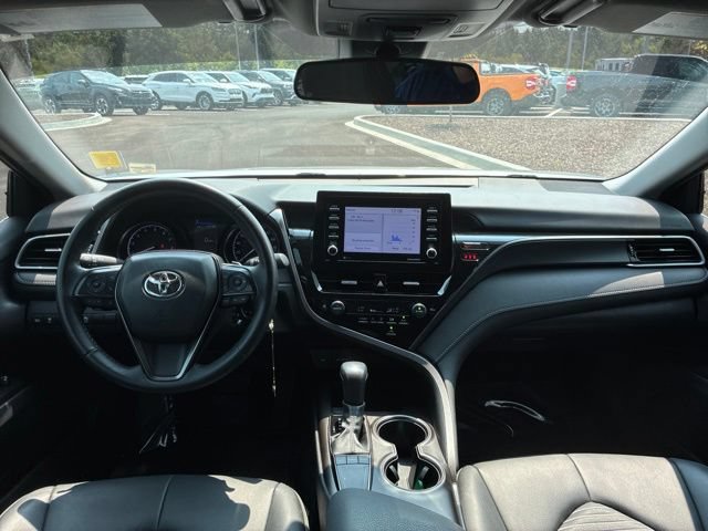 Used 2024 Toyota Camry SE FWD image 20
