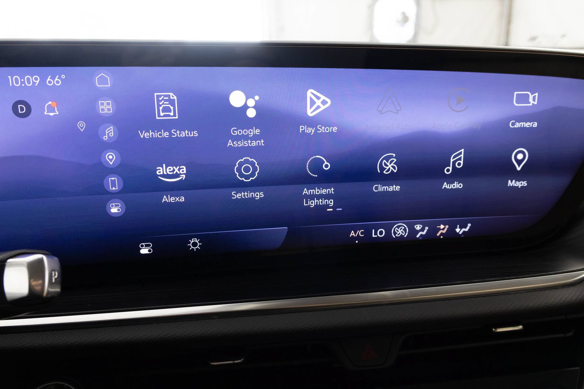 Used 2024 Buick Envision Preferred AWD/4WD image 30