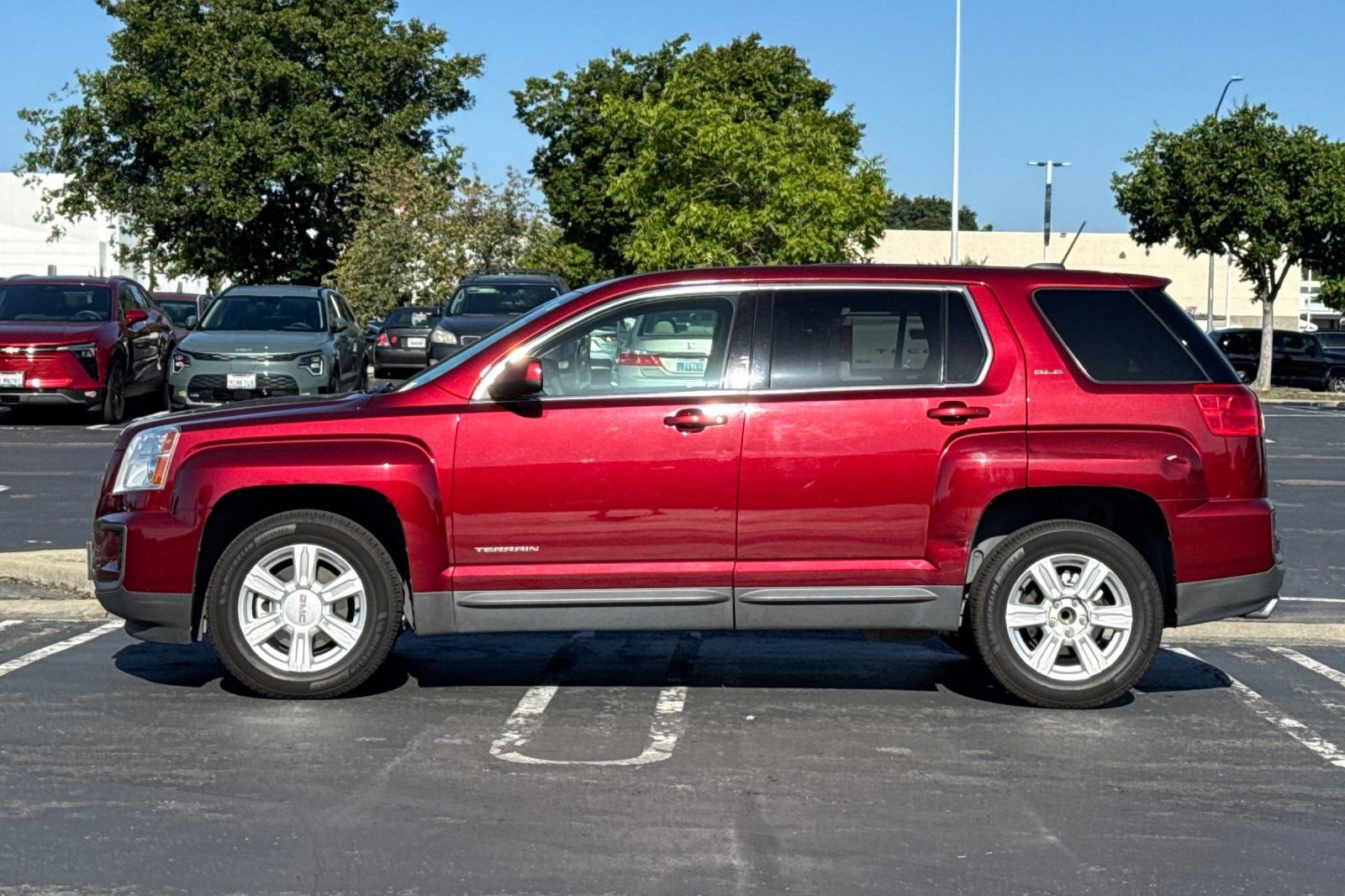 Used 2016 GMC Terrain SLE FWD image 7