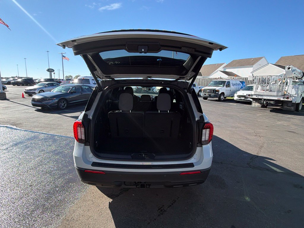 New 2027 Ford Explorer Active AWD/4WD image 48