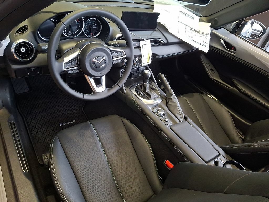 New 2026 MAZDA MX-5 Miata RF Grand Touring w/ Weather Package RWD image 10