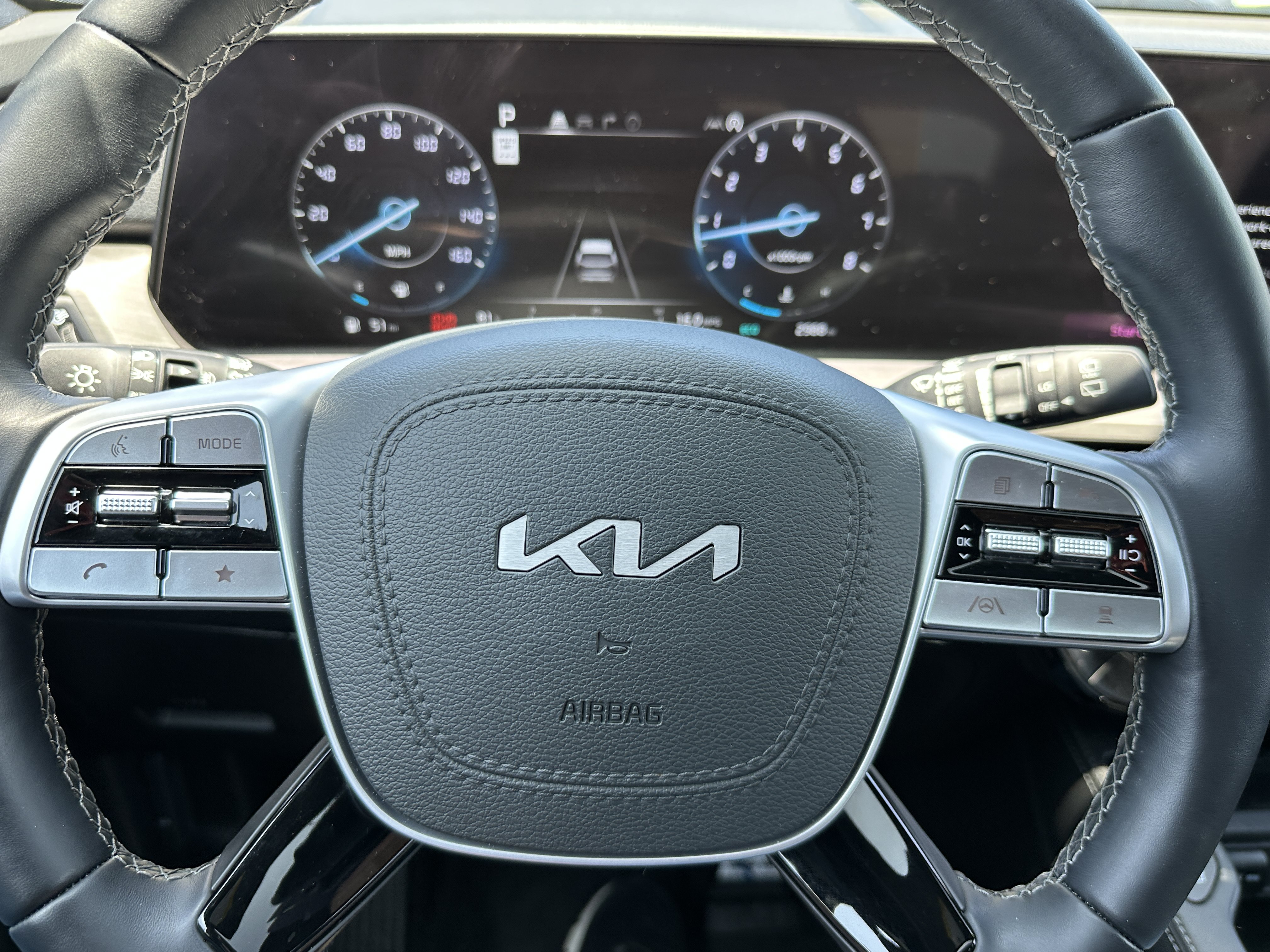 Certified 2025 Kia Telluride SX X-Line AWD/4WD image 27