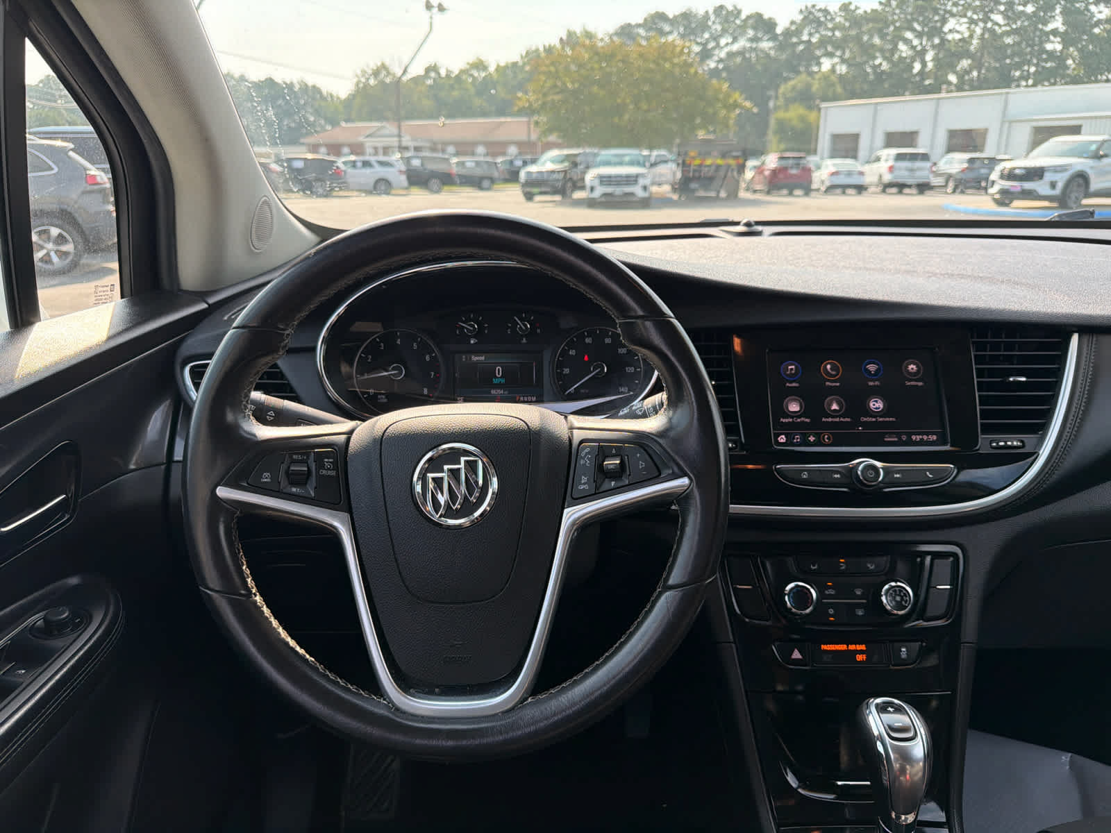 Used 2021 Buick Encore Preferred AWD/4WD image 13