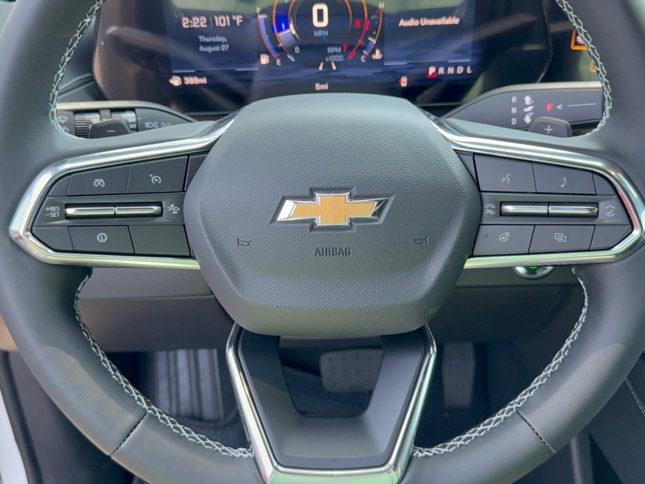 New 2027 Chevrolet Traverse LT FWD image 10