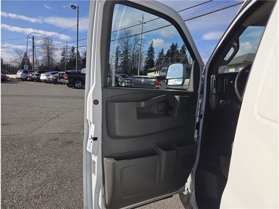 Used 2019 Chevrolet Express 2500 w/ Driver Convenience Package RWD image 13
