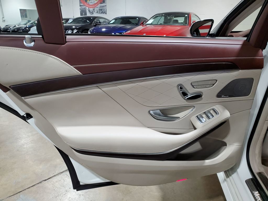 Used 2018 Mercedes-Benz S 560 4MATIC Sedan image 30