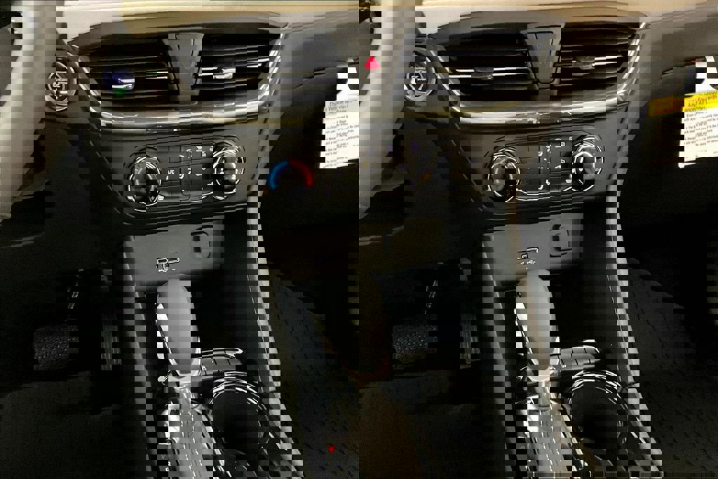 New 2026 Buick Encore GX Preferred w/ Comfort Package image 7