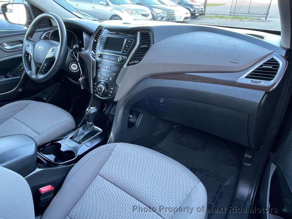 Used 2018 Hyundai Santa Fe Sport image 14
