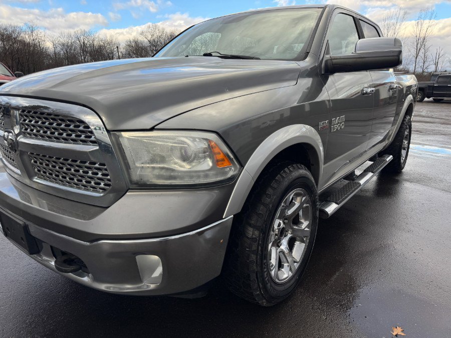 Used 2013 RAM 1500 Laramie w/ Convenience Group image 9