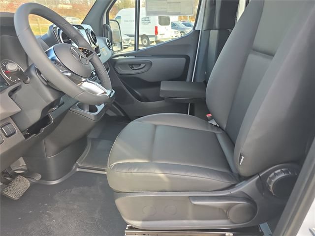 New 2026 Mercedes-Benz Sprinter 2500 image 21