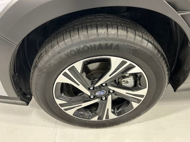 Used 2025 Subaru Crosstrek 2.0i Premium image 8