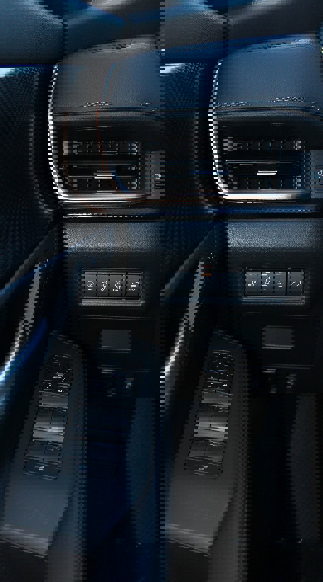 New 2026 Toyota Grand Highlander AWD Hybrid image 12