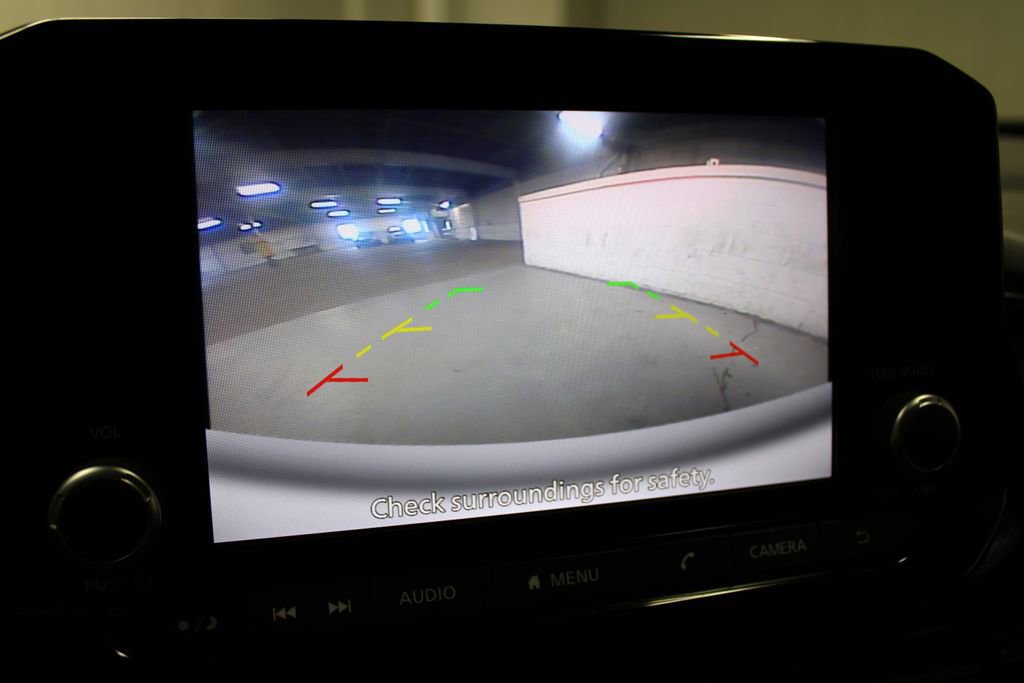 Used 2025 Nissan Pathfinder SV AWD/4WD image 18