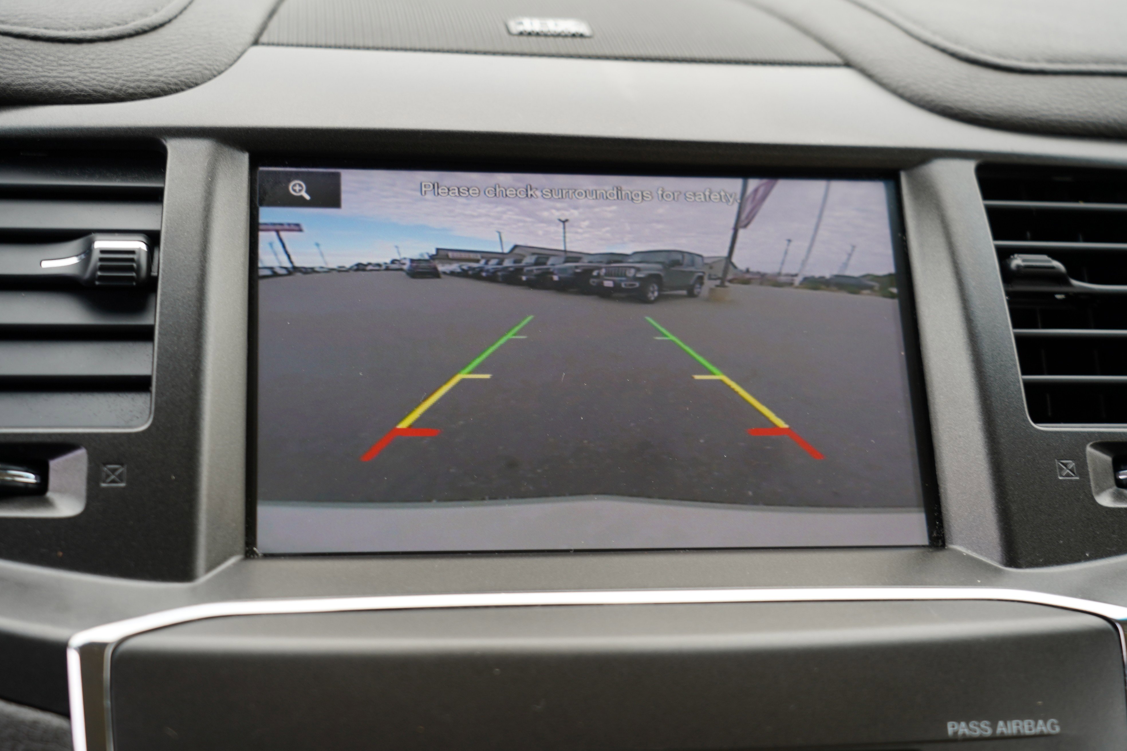 Used 2014 Lincoln MKS AWD w/ Equipment Group 101A image 30