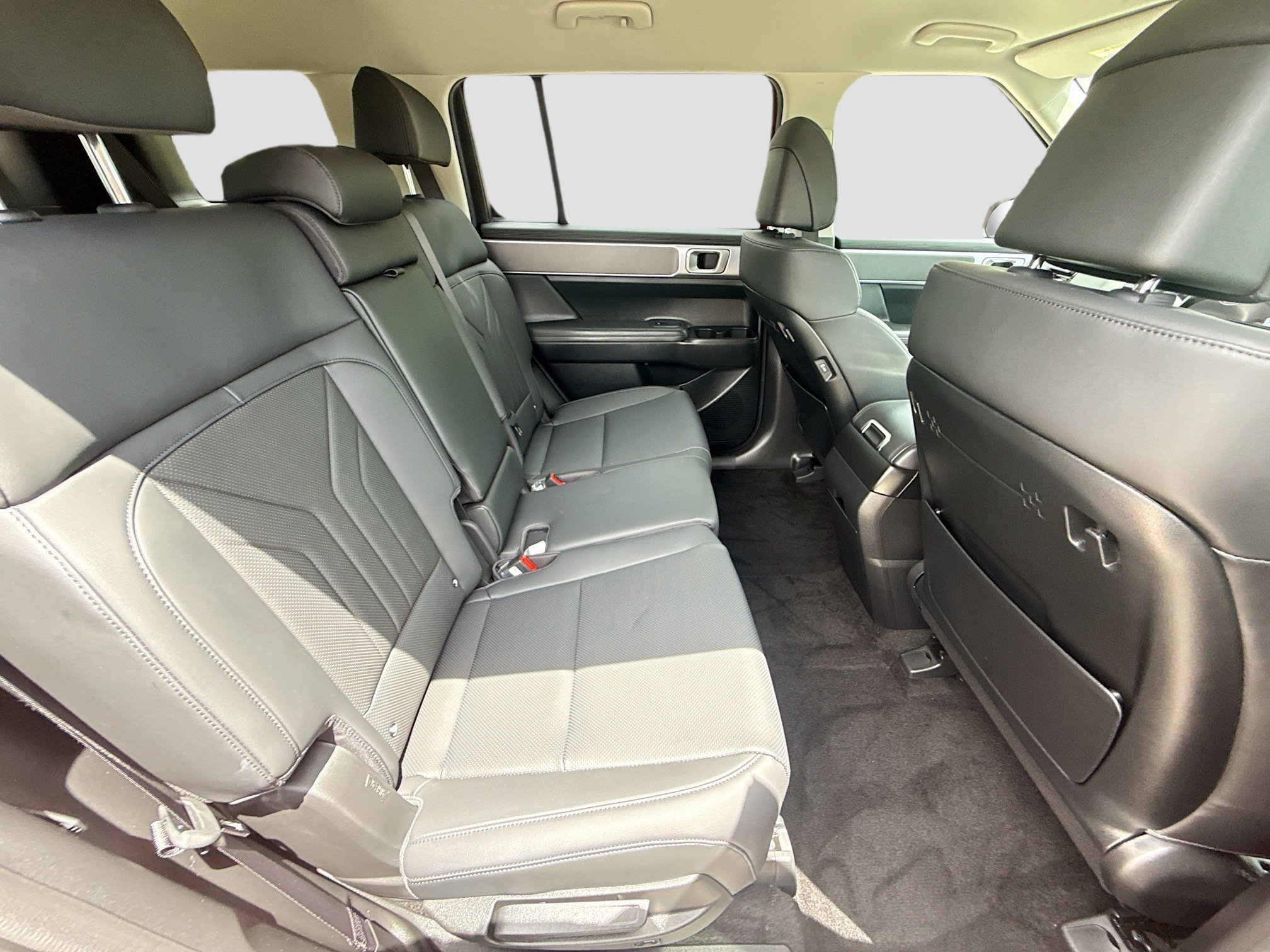 Used 2026 Hyundai Santa Fe SEL FWD image 25
