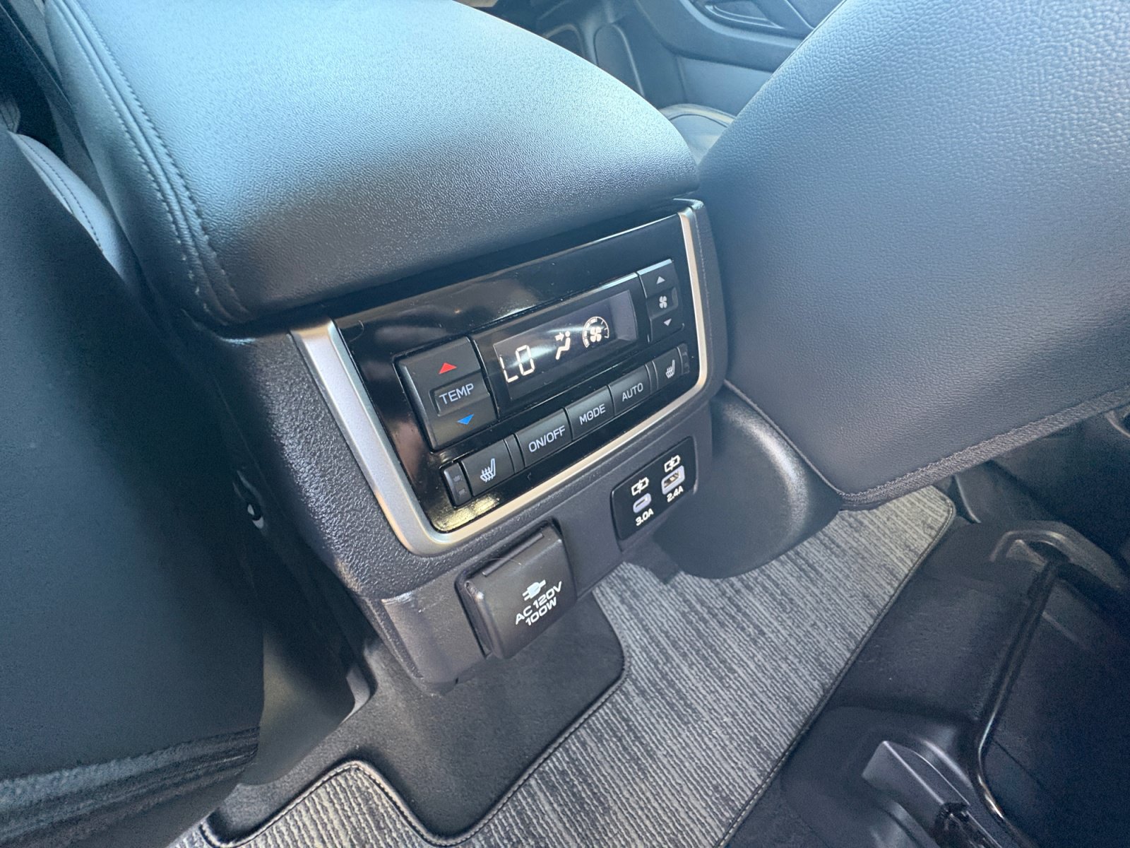 Certified 2026 Subaru Ascent Touring AWD/4WD image 32