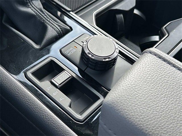 Used 2025 Toyota Tundra Limited image 27