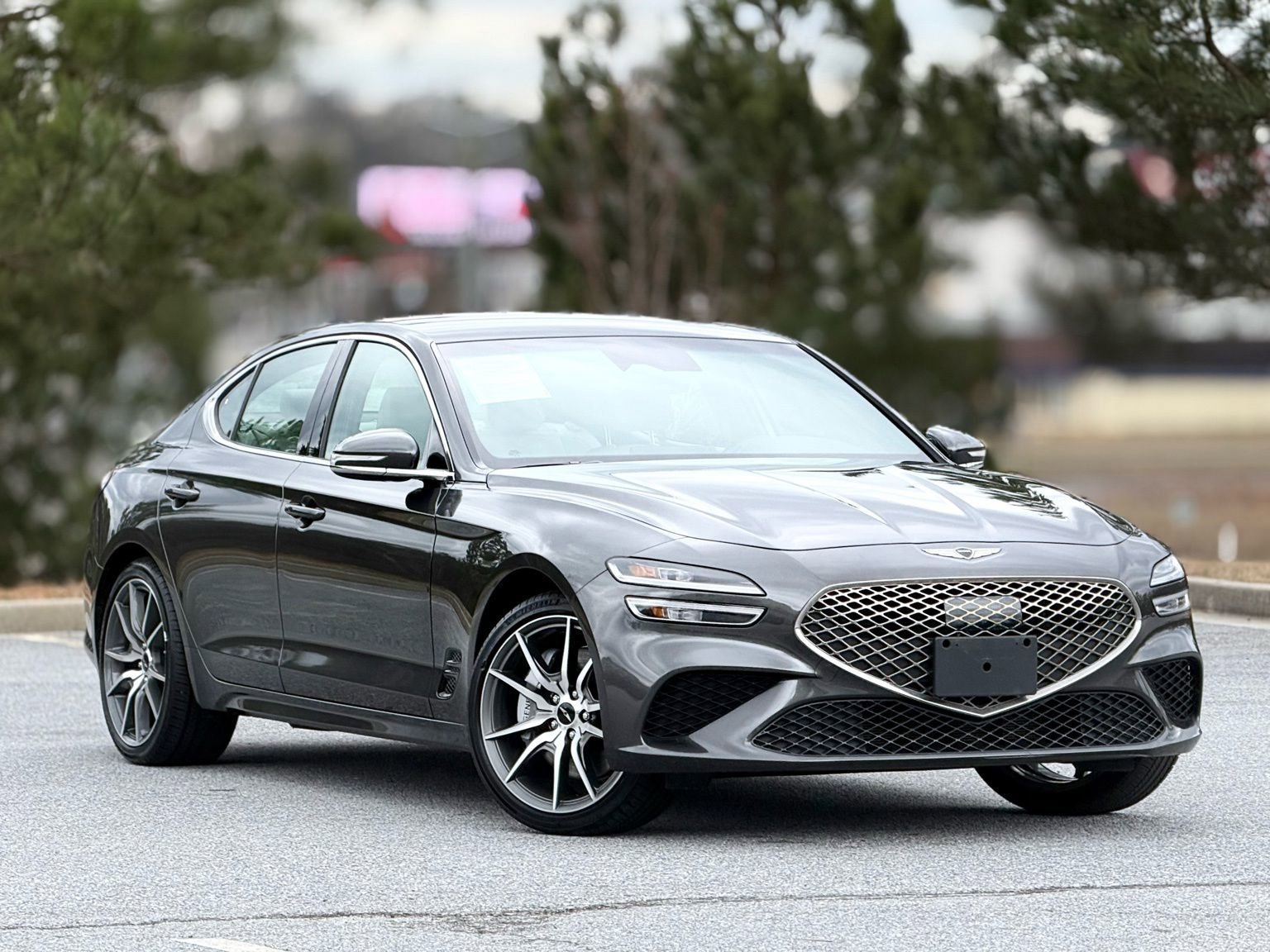 Used 2025 Genesis G70 2.5T image 12