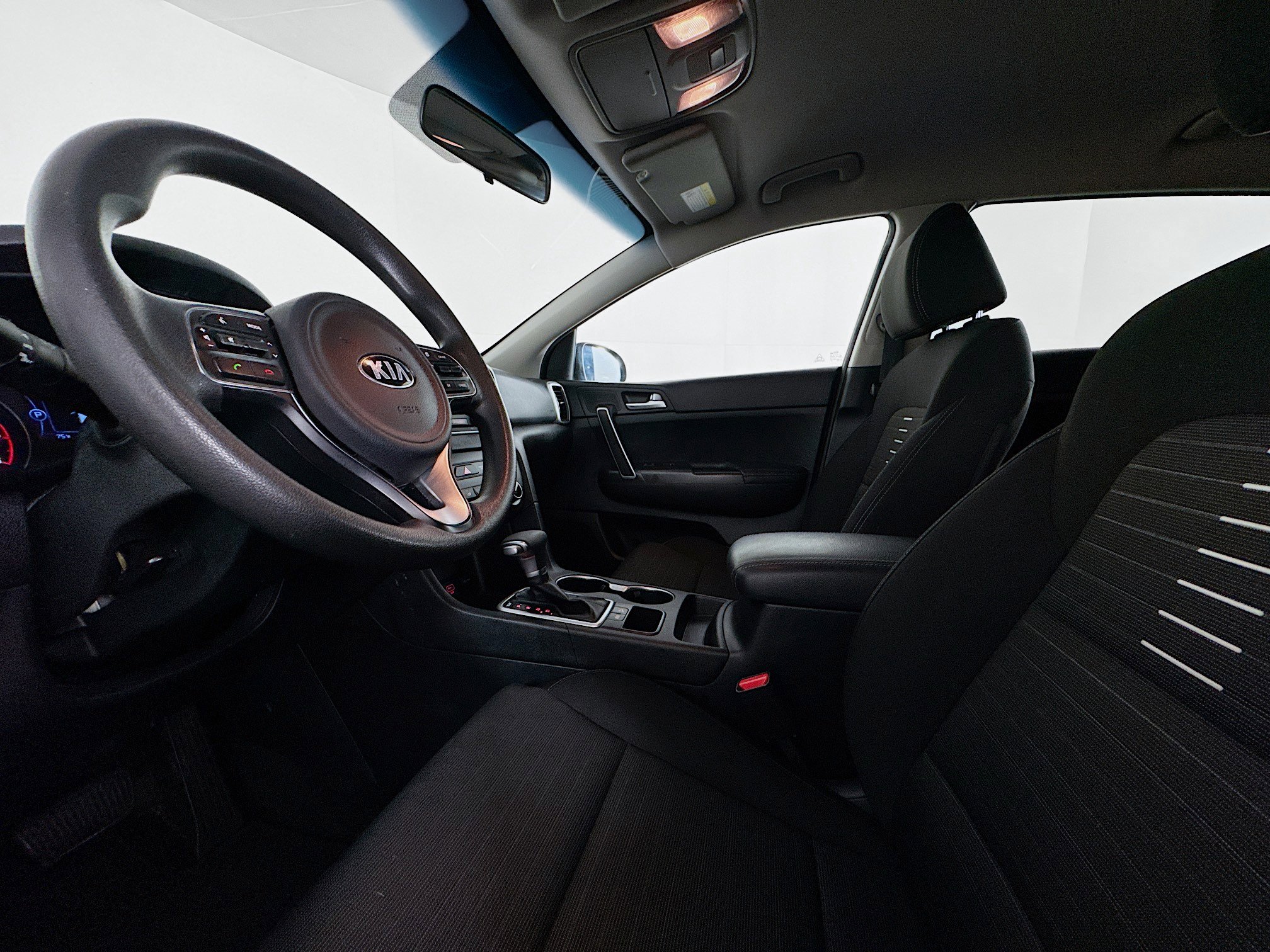 Used 2018 Kia Sportage LX image 20
