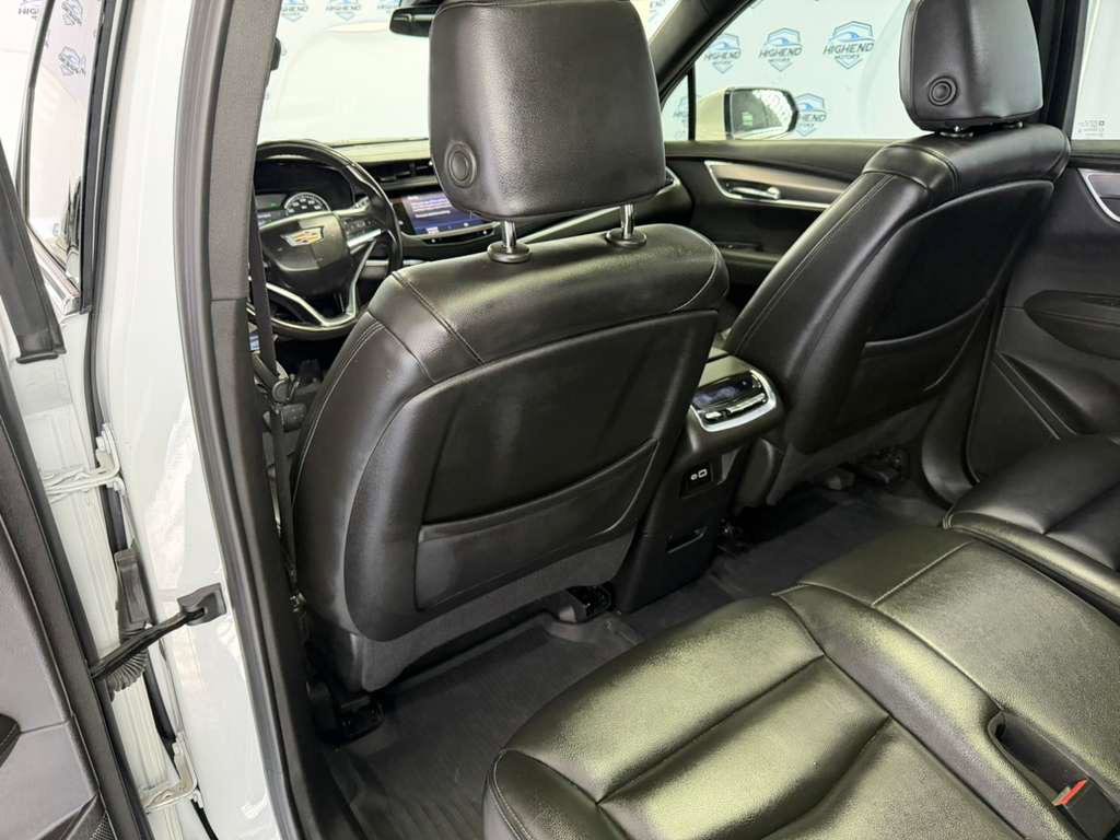 Used 2022 Cadillac XT6 Luxury image 20