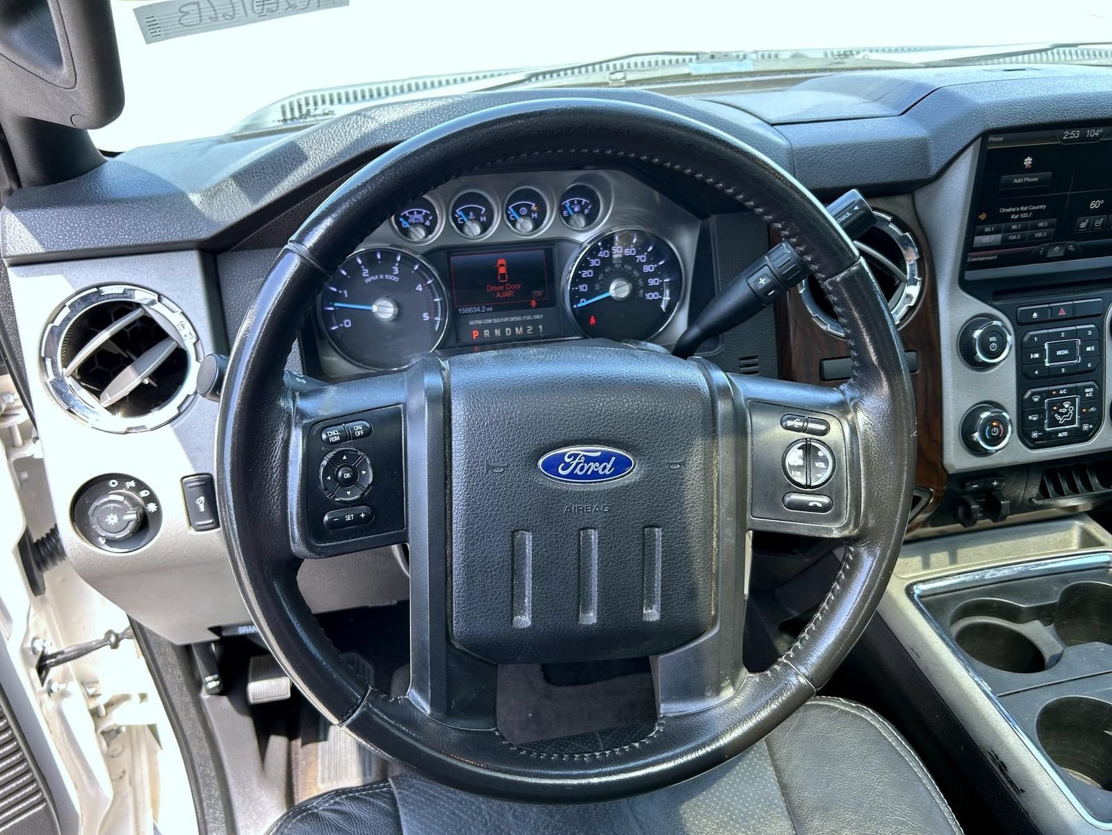 Used 2015 Ford F250 Lariat w/ Lariat Ultimate Package AWD/4WD image 11
