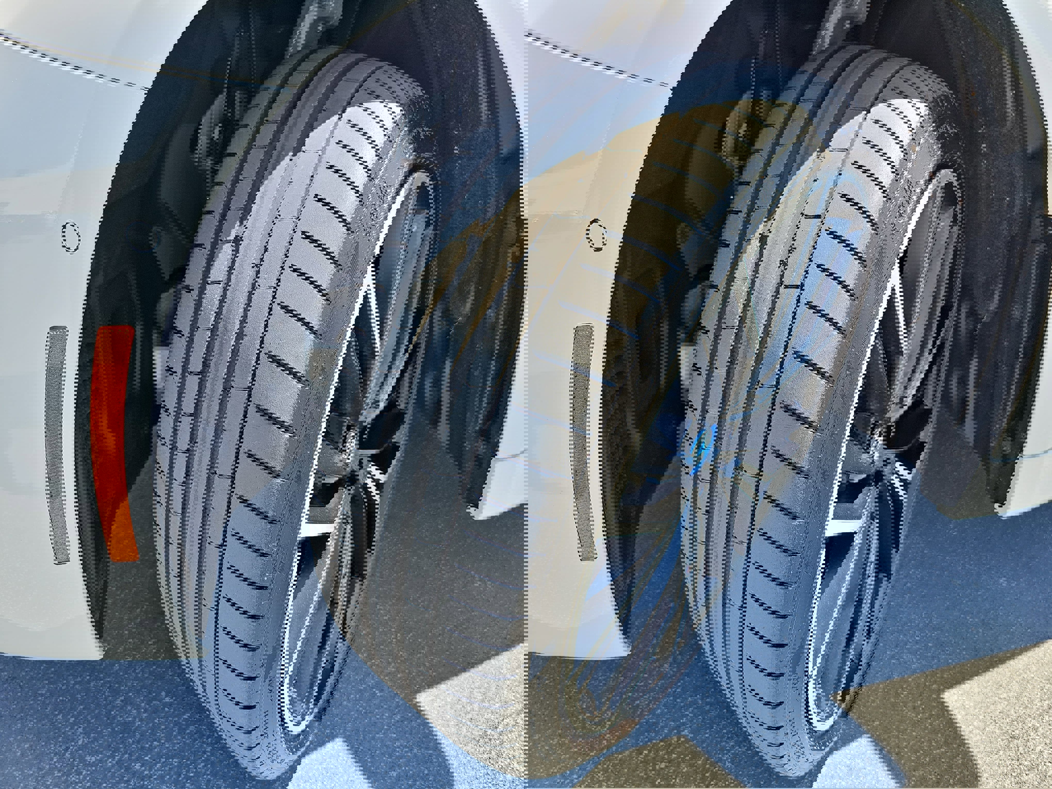 Used 2023 BMW 530e w/ M Sport Package image 33